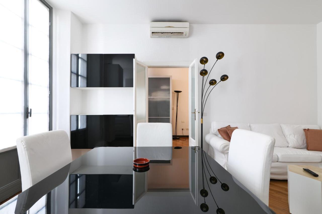 Charming San Babila Apt. Milano Eksteriør billede
